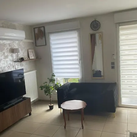 Très Belle Maison De * Lilla