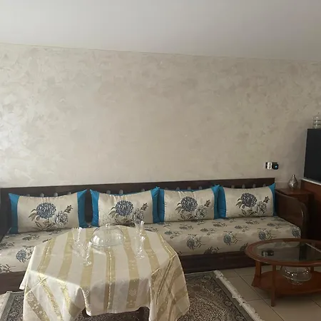 Tres Belle Maison De