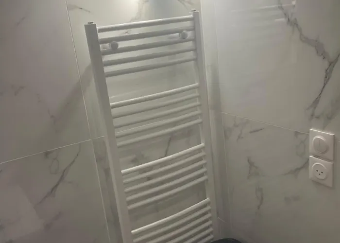 Tres Belle Maison De *